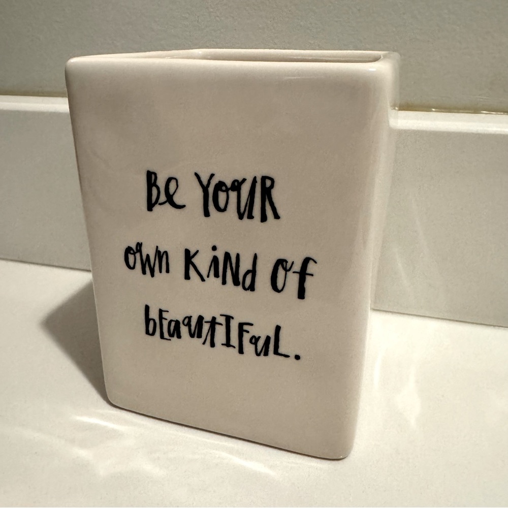 Rae Dunn Ceramic Holder